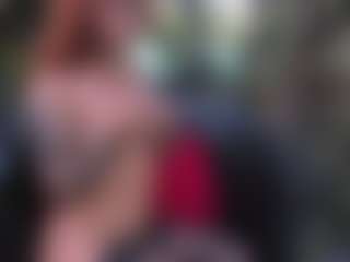 Live cam show with AliceMrtnz - Petite on sexylive.show