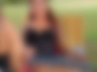 AliceMrtnz's Live Sex Cam Show