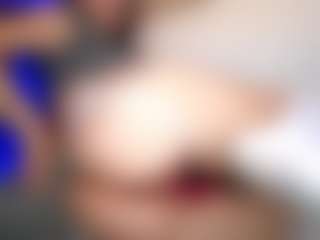 biatriss's Live Sex Cam Show