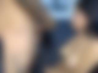 Live cam show with CerenYavuz - Normal on Camming Site