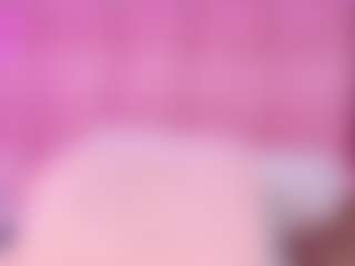 emmacurvy's Live Sex Cam Show
