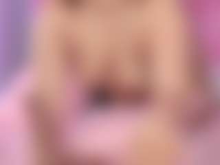 emmacurvy's Live Sex Cam Show