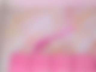 emmacurvy's Live Sex Cam Show