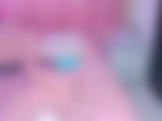 emmacurvy's Live Sex Cam Show