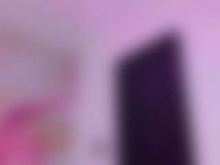 emmacurvy's Live Sex Cam Show