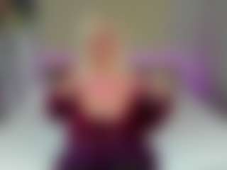 Live cam show with HellaFabel - Dildo on StripNow