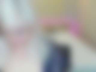 Live cam show with HellaFabel - Heels on friskycurves.com