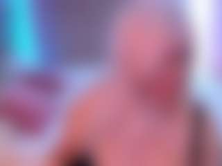 Live cam show with HellaFabel - Granny on crypto-cams