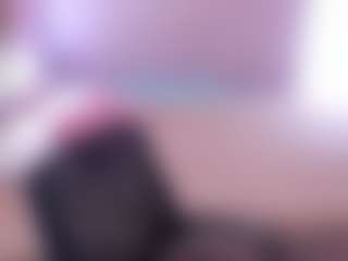 Live cam show with HellaFabel - Green Eyes on fapnchat