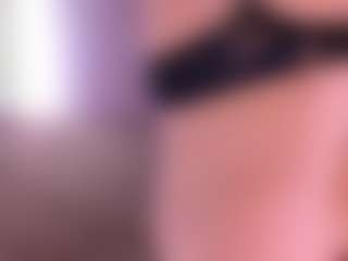 Live cam show with HellaFabel - Spanks on Camsoda