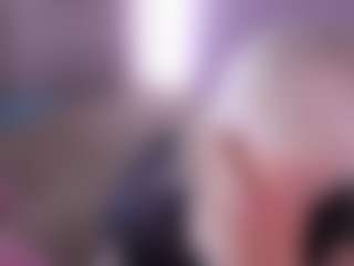 Live cam show with HellaFabel - Striptease MILF on Hubzter Live