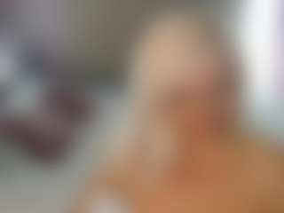 Live cam show with HellaFabel - Spy Granny on livesuperchat.net