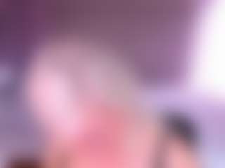 Live cam show with HellaFabel - Granny on Camsoda