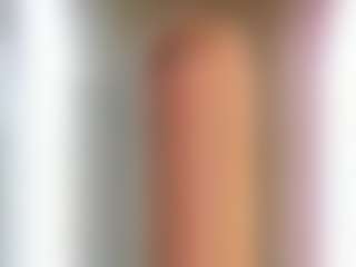 Live cam show with HellaFabel - Flashing on AdultVida.com