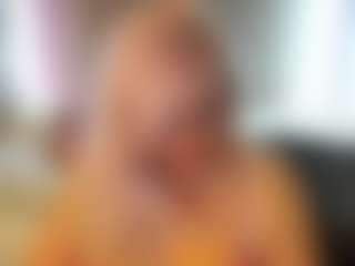 Live cam show with HellaFabel - Blonde Hair Middle Aged on Camsoda