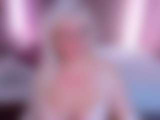 HellaFabel's Live Sex Cam Show