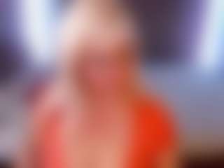 Live cam show with HellaFabel - Body Massage on chickslive.net
