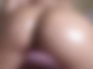 suzysuz's Live Sex Cam Show