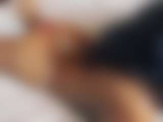 Live cam show with suzysuz - Pegging on eurowanks.com