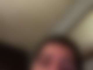 Huge Cucumbers Live-Sex-Cam-Show