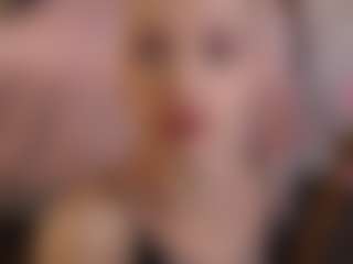 Live cam show with Carol-Gordon - Blue Eyes on CamwithHer