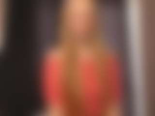 Live cam show with Sensual petite girl foxie - Long Hair on friskycurves.com