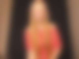 Sensual petite girl foxie's Live Sex Cam Show