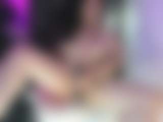 Live cam show with jessicarabbit777 - Gagging on Livezox