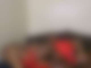 Live cam show with miah and bee - Double Penetration on infinitiblacc.com