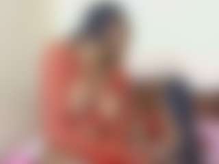 Live cam show with miah and bee - Lesbian on xxxlivecams.org