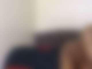 Live cam show with miah and bee - Lingerie on LiveSexCams6