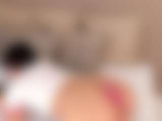 Live cam show with Mila Grace - Average on Camsoda