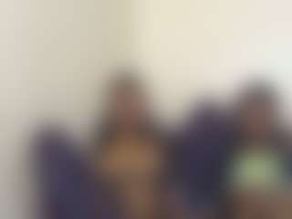 bee and miah's Live Sex Cam Show