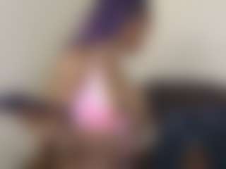 bee and miah's Live Sex Cam Show