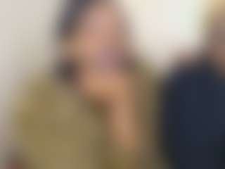 bee and miah's Live Sex Cam Show