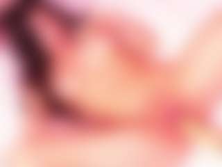 Live cam show with DakotAroms - Tittyfuck on Hubzter Live