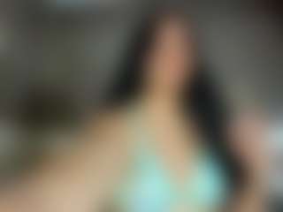 Live cam show with luna-maisonn - Average on SpankPalCams