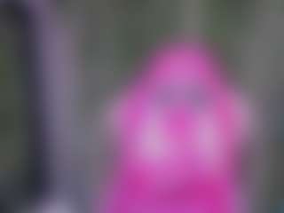 Live cam show with Lynn - Joi on chickslive.net