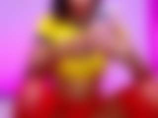 Live cam show with Naughty Queen - Athletic on CSO-WL