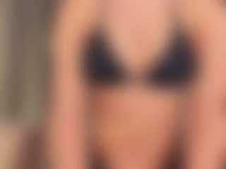 Live cam show with LennaLalone - Normal on livesuperchat.net
