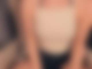 Live cam show with LennaLalone - Blue Eyes on livesuperchat.net