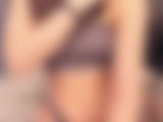 Live cam show with LennaLalone - Blue Eyes on googirlz