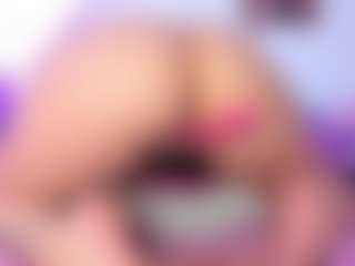 hailey-hadid's Live Sex Cam Show