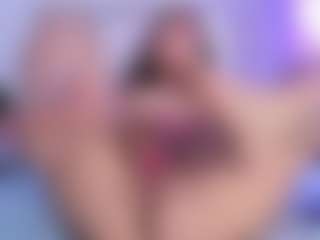 hailey-hadid's Live Sex Cam Show