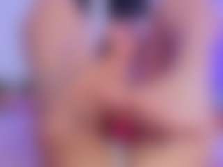 hailey-hadid's Live Sex Cam Show