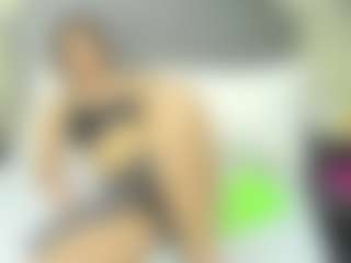 Live cam show with Isa06 - Blue Eyes on Camming Site
