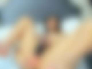 Live cam show with Isa06 - Blue Eyes on Camsoda