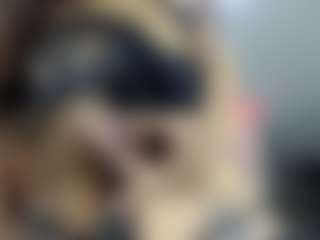 Bella's Live Sex Cam Show
