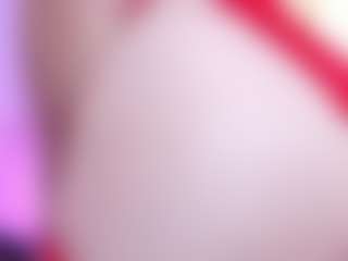 Live cam show with Kendall-Jay - Oil on Camming Site