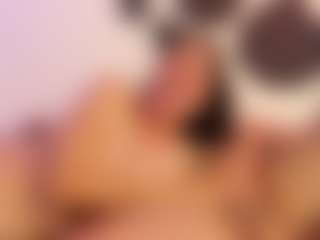 ladycamila's Live Sex Cam Show